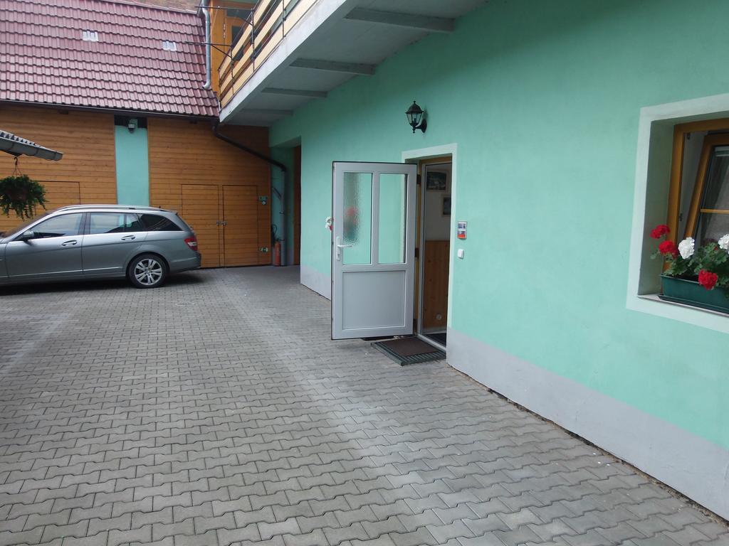 Penzion Netolice Экстерьер фото
